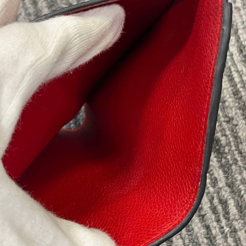 Louis Vuitton Red Monogram Wallet
Empriente
Pre loved in great condition. - Picture 12 of 12